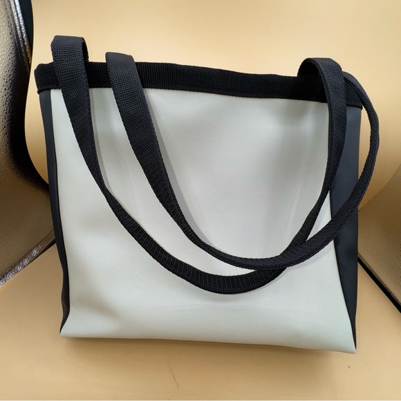 NWT Holly Aiken Gray and Black Corgi Tote Bag, Faux Leather - Picture 8 of 11